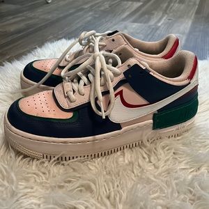 Women’s nikes